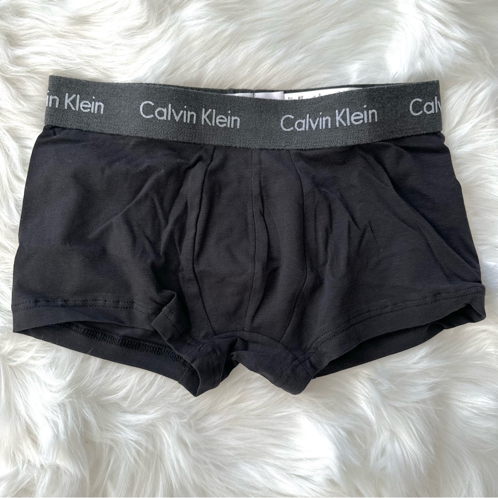 Calvin Klein Low Rise Trunks Underwear | Size Small | NWOT | Charcoal Black Grey